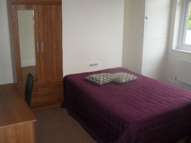  Image of 4 Bedroom House Share  To Rent at Horfield Bristol Horfield, BS7 0HQ